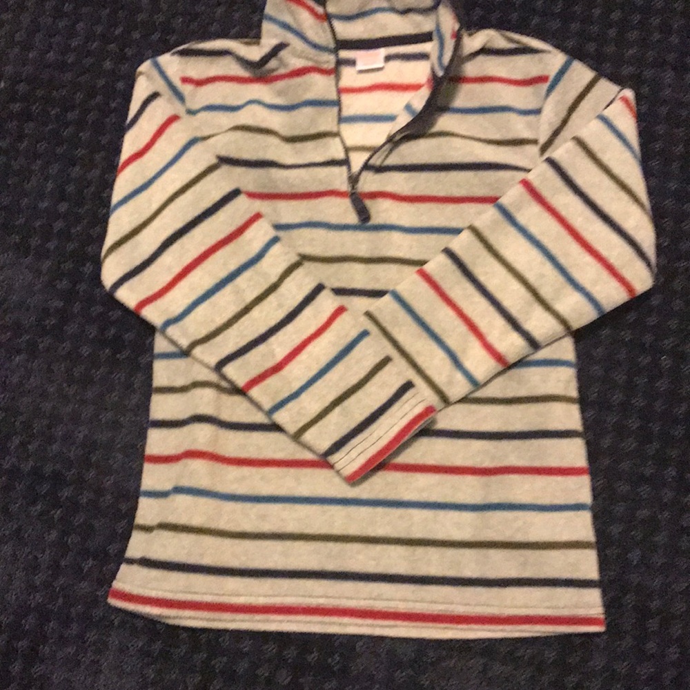 Boys Gymboree fleece, zipper opening at mock neck